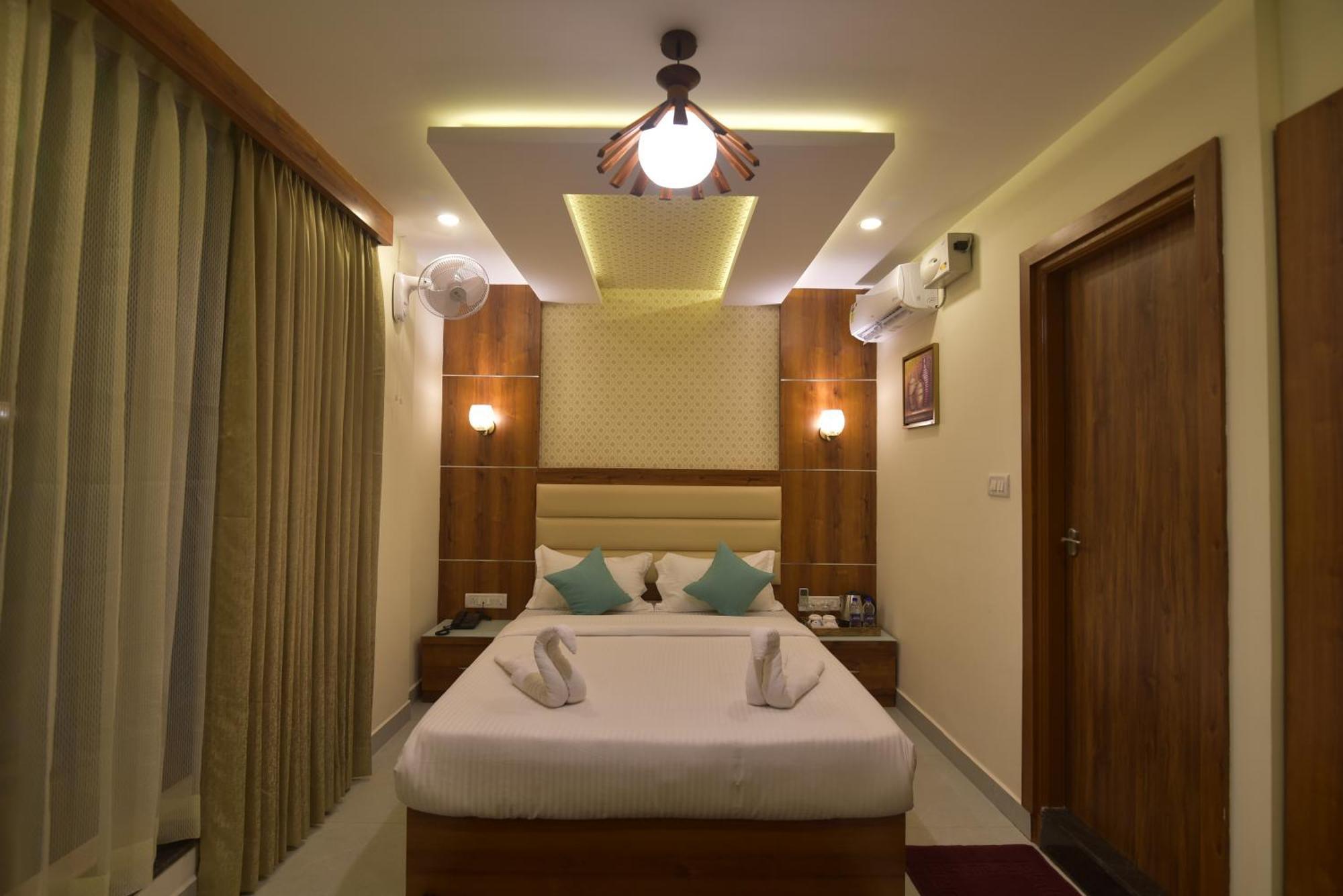 Address 24 Inn Bangalore Eksteriør bilde
